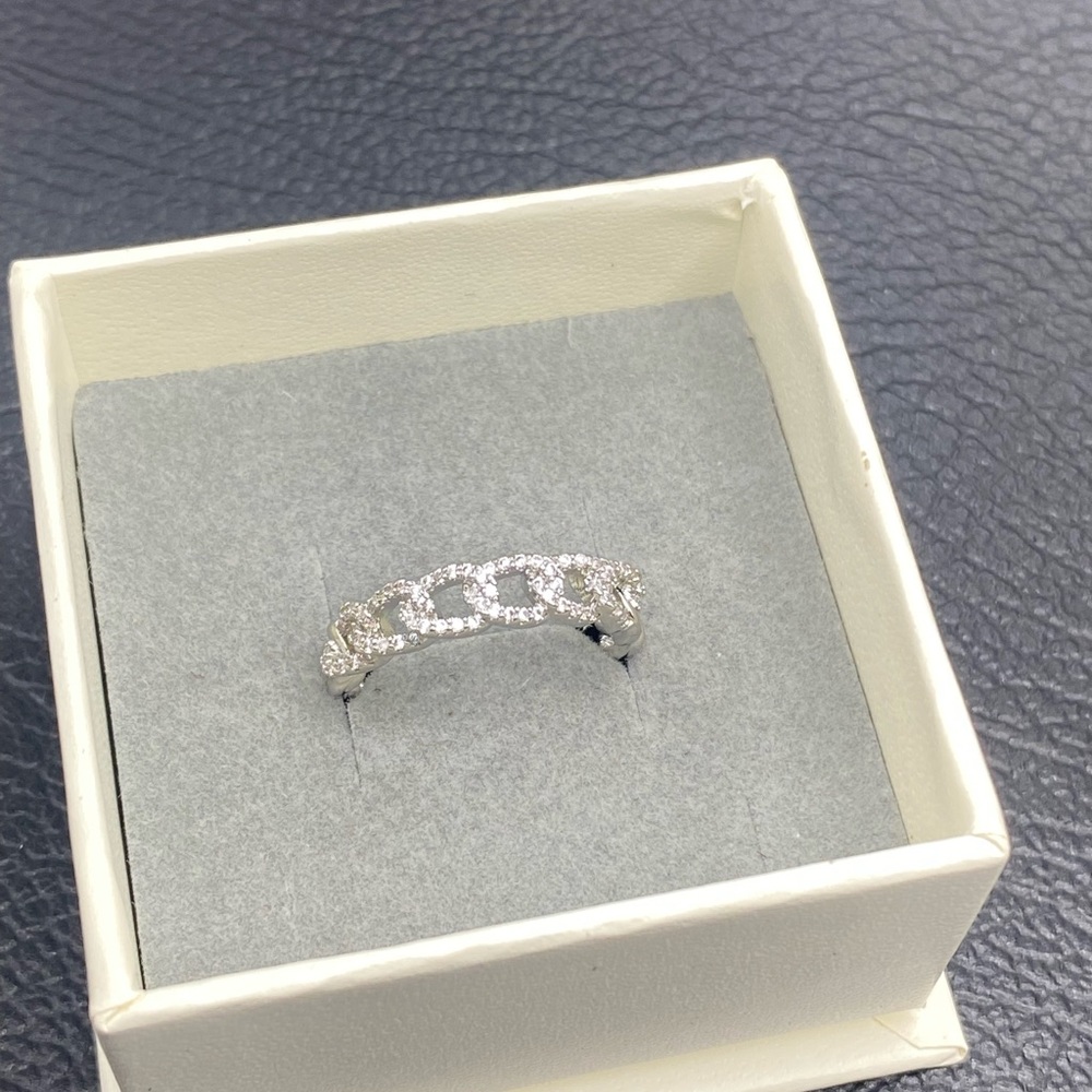 Pave CZ Cuban Link Ring - Picture 13 of 14